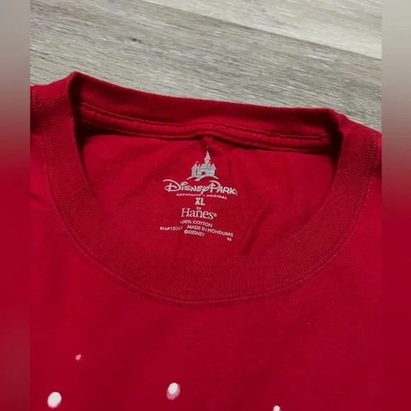 Disney World Happy Holiday tshirt XL - Picture 7 of 11